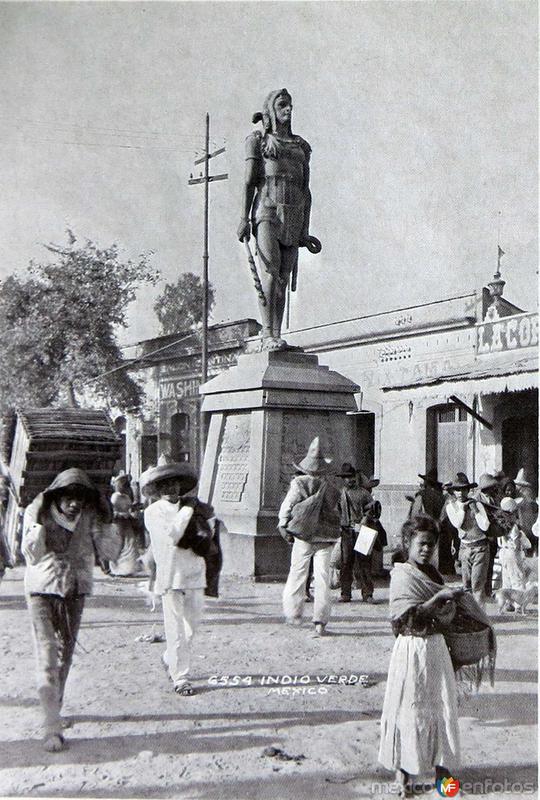 Estatua de los Indios Verdes