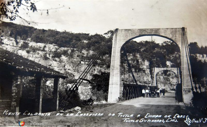 Puente colgante entre Tuxtla Gutierrez y Chiapa de Corzo