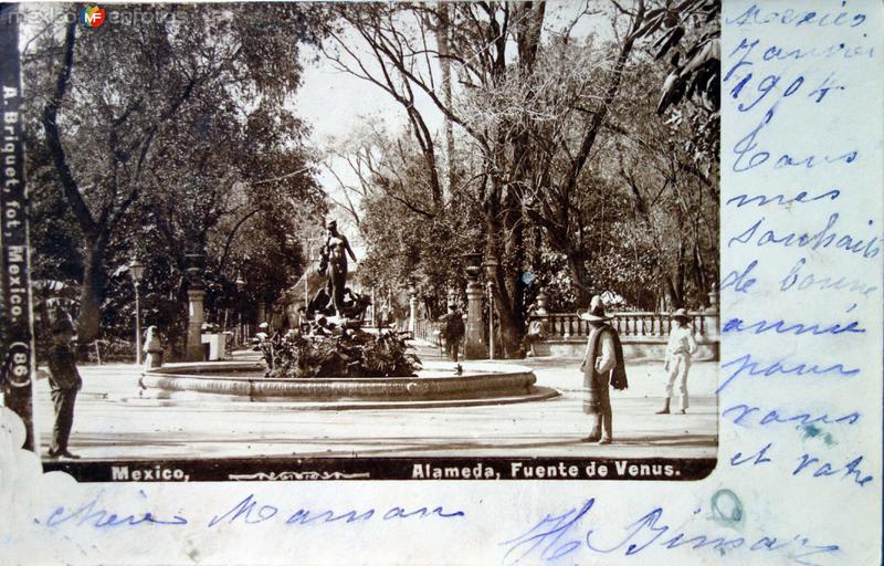 La Fuente de Venus en la Alameda en 1904