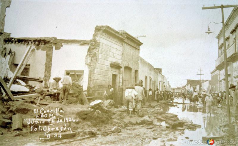 Inundacion en el barrio de el Coecillo acaecida el dia 24 de Junio de 1926