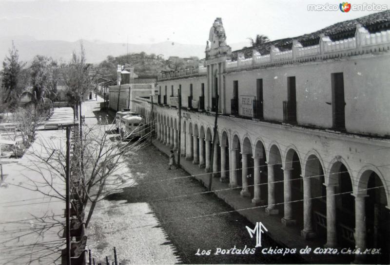 Los Portales