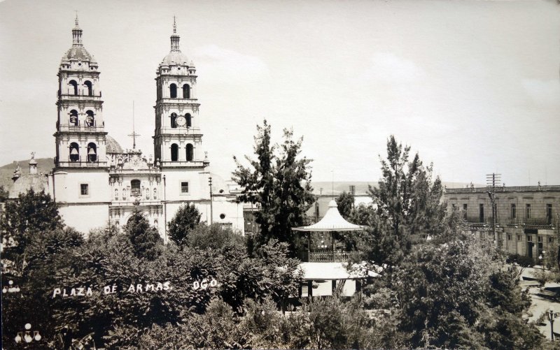 La Plaza de Armas