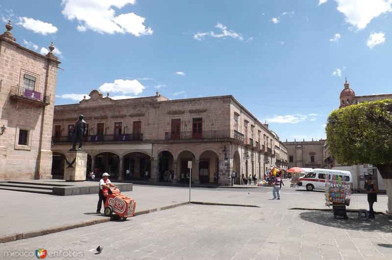 Arquitectura en el centro de Morelia. Marzo/2016