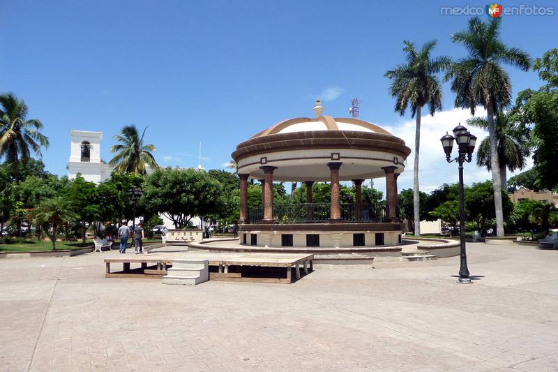 PLAZA