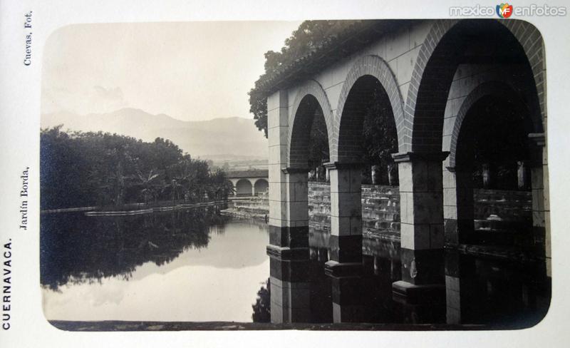 El Jardin de la Borda el fotografo L Cuevas