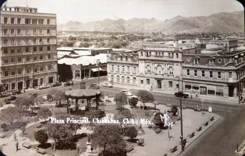 La Plaza Principal