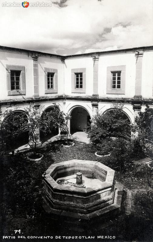 Patio del convento de Tepotzotlán