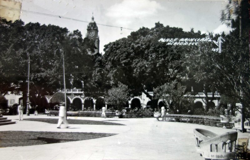 La Plaza Principal