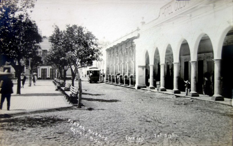 Portal Allende y Hotel Colon.