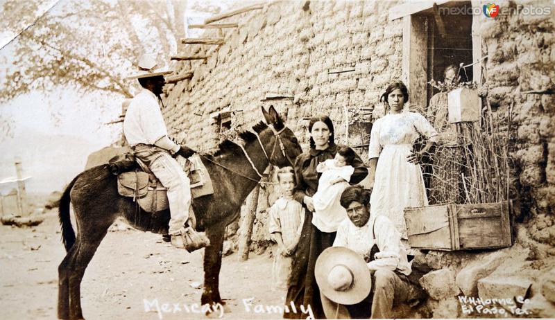 Familia Mexicana ( Fechada el dia 16 de Septiembre de 1916 )