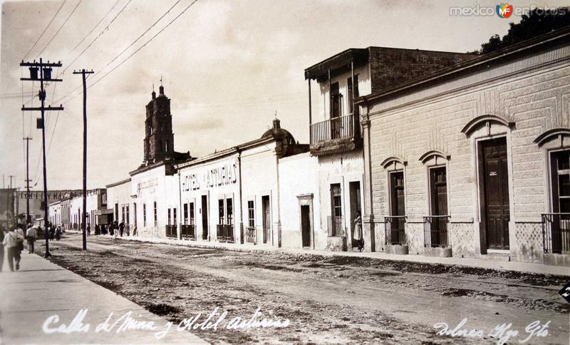 Calle Mina y el Hotel Asturias