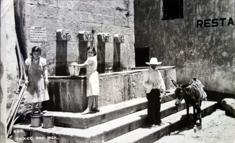 TIPOS MEXICANOS Aguadoras