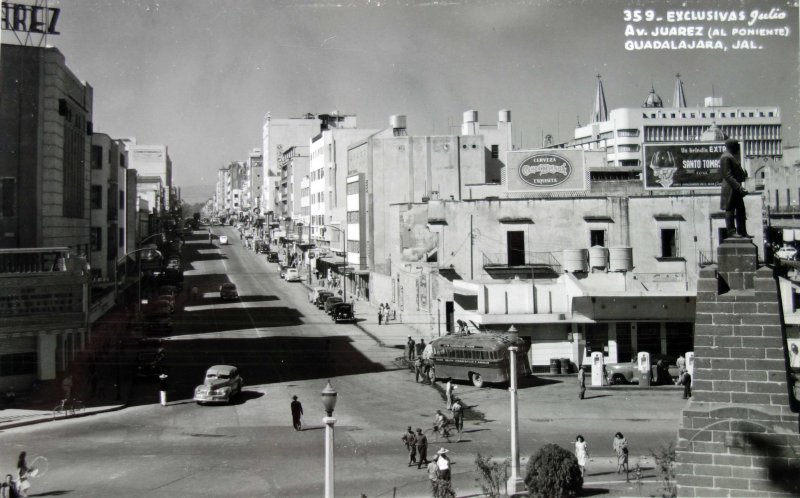 La avenida Juarez al poniente