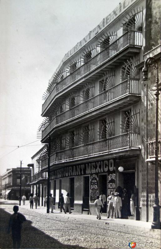 Veracruz Hotel y Restaurante Mexico en la av. Morelos