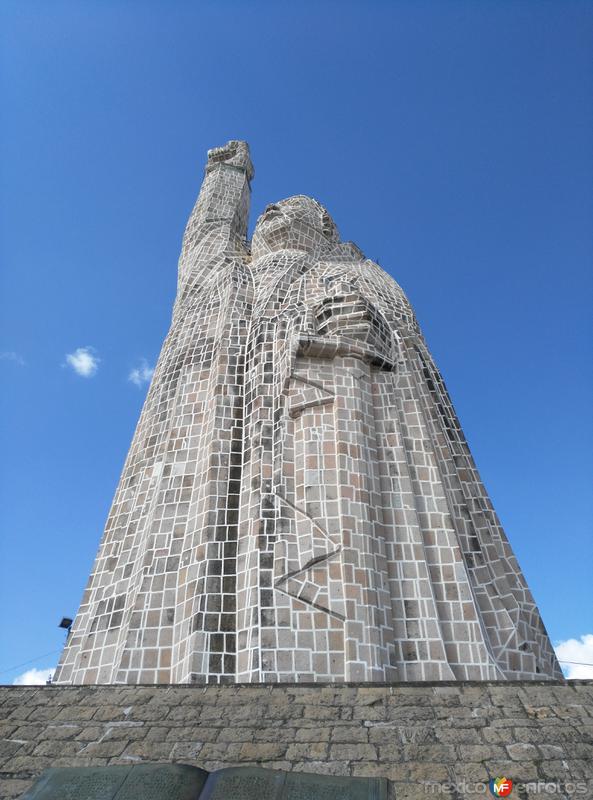 Estatua de Morelos