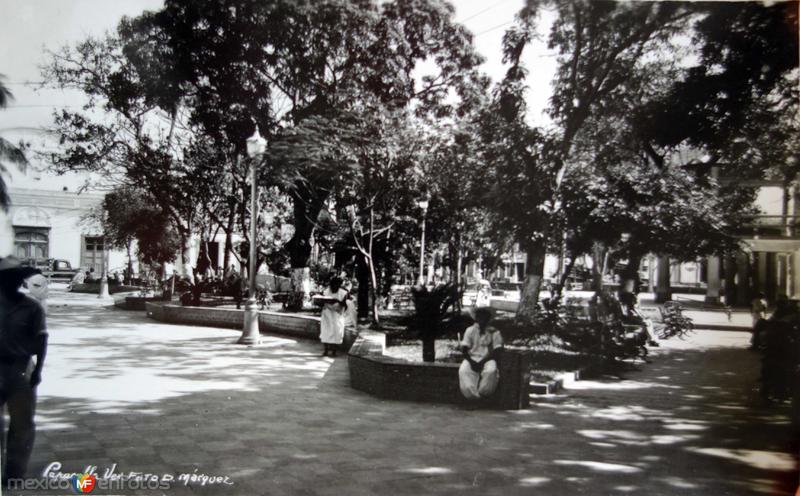 Vida Cotidiana en la Plaza