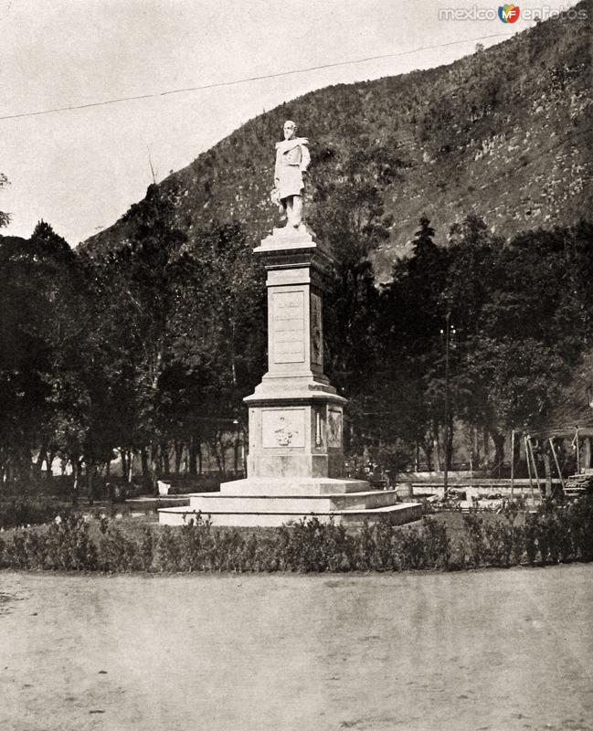 Estatua del General Ignacio de la Llave
