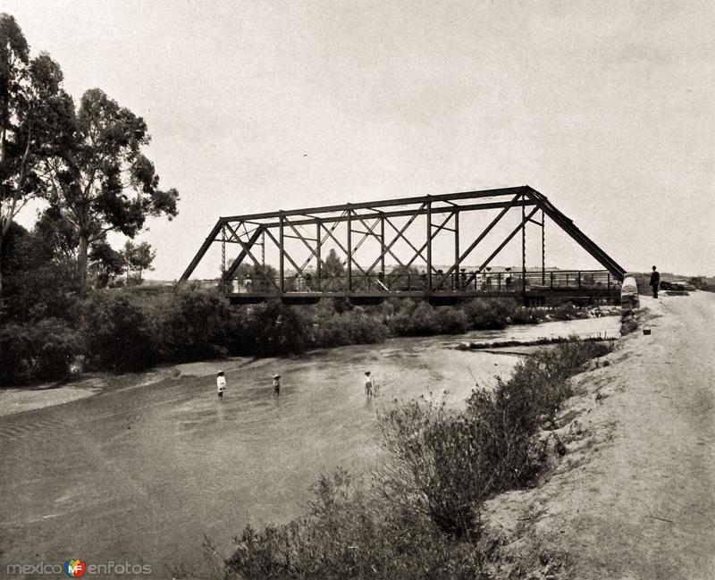 Puente sobre el Rio Zahuapan