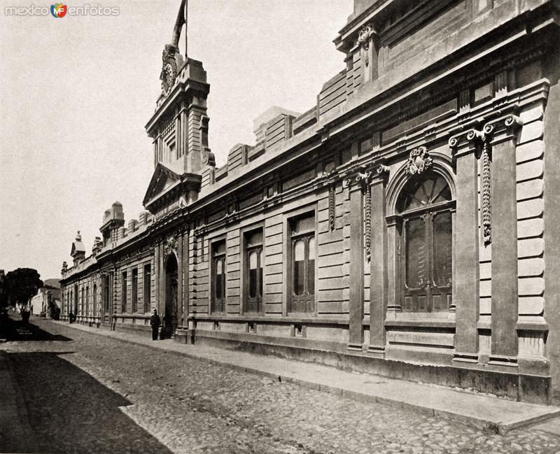 Palacio de Justicia y Cárcel del Distrito