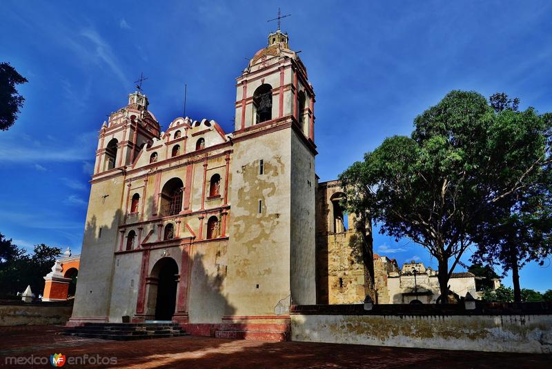 Fotos de Tlacochahuaya, Oaxaca, México: Templo de San Jerónimo