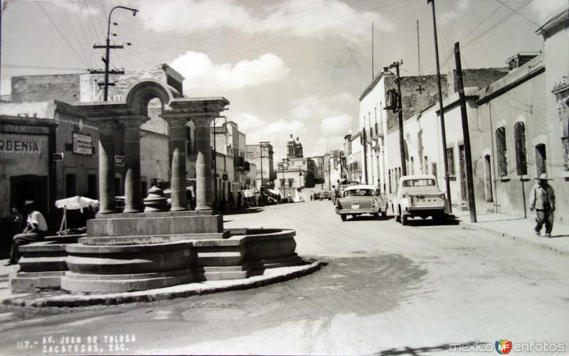 Avenida Juan de Tolosa.