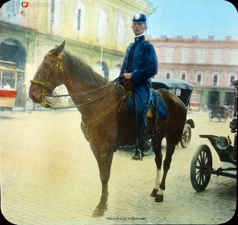 Policia de la Cd. de Mexico.
