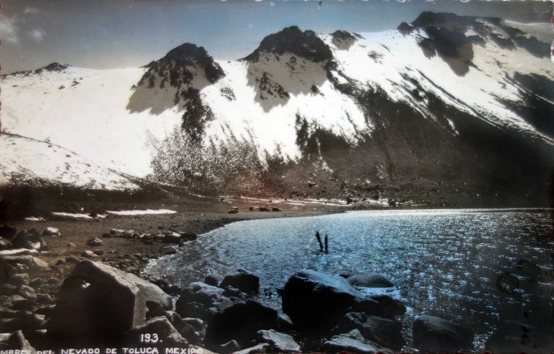 Cumbre de el Nevado de Toluca o Volcan Xinantecatl.