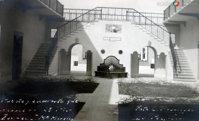 Interior de La Escuela J. Maria Morelos.