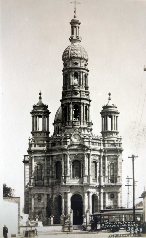 Iglesia San Antonio.