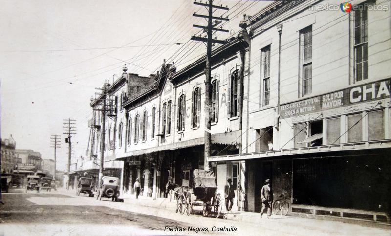 Escena Callejera de Piedras Negras, Coahuila .