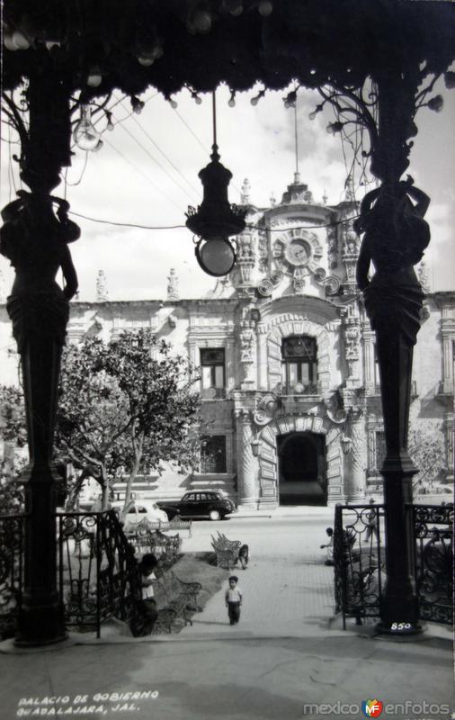 Palacio de gobierno fechada en 1952.
