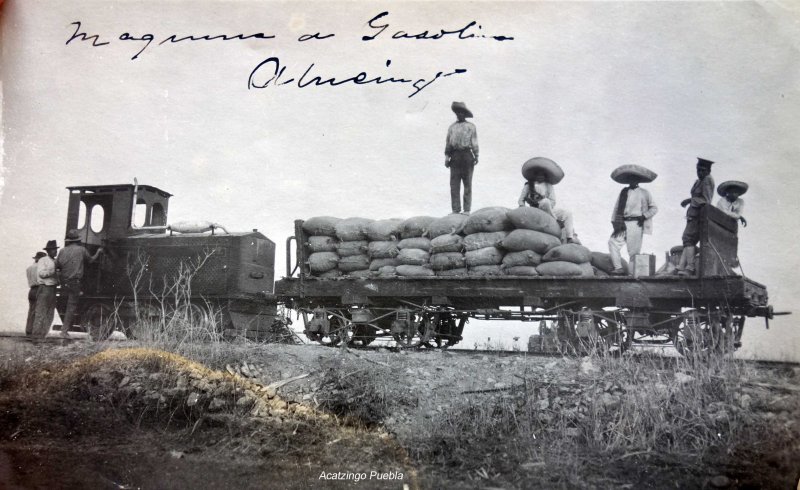 Tipos Mexicanos cargadores.