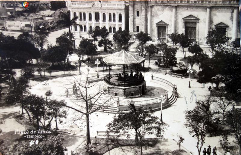 La Plaza de Armas ( Circulada el 5 de Diciembre de 1935 ).