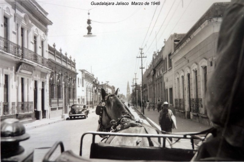 Escena Callejera Guadalajara Jalisco Marzo de 1946 .