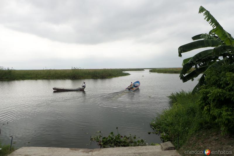 Laguna del Champayan