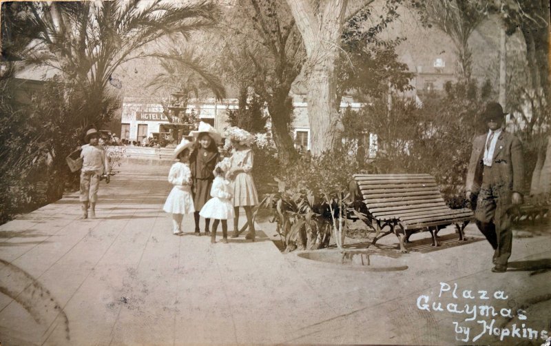 La Plaza de Guaymas.