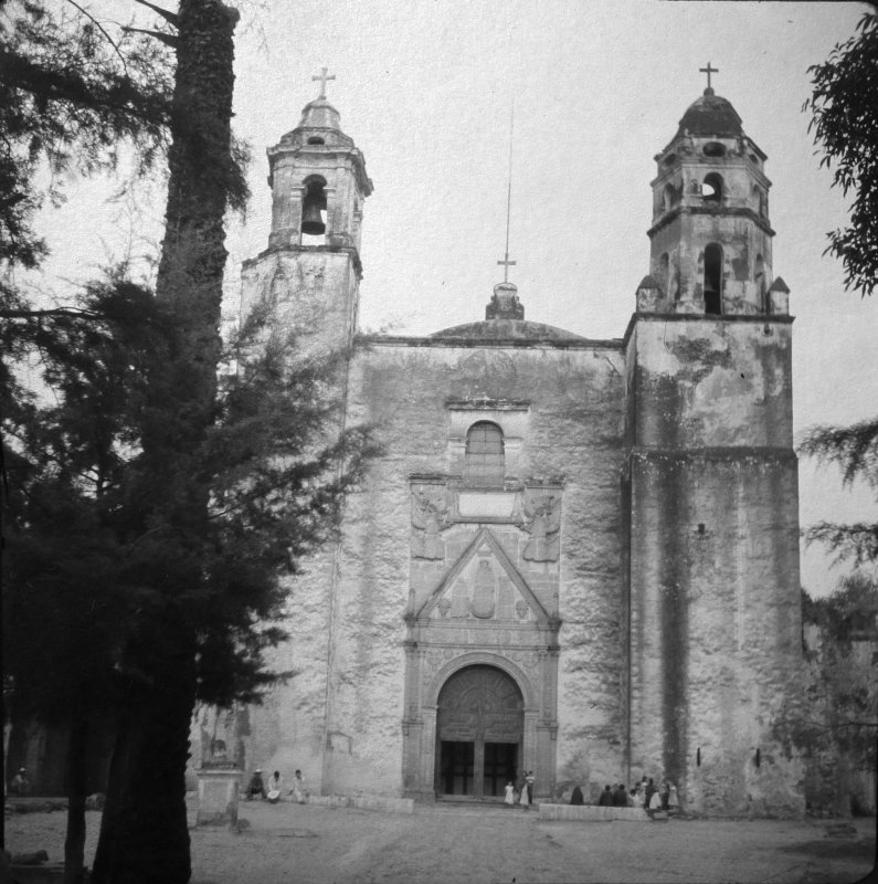 Convento de la Natividad, en Tepoztlán / Morelos. .