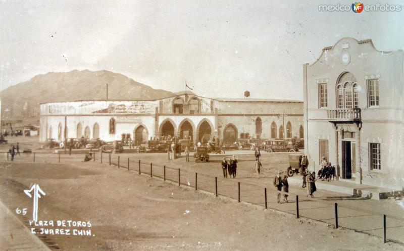 La Plaza de toros.
