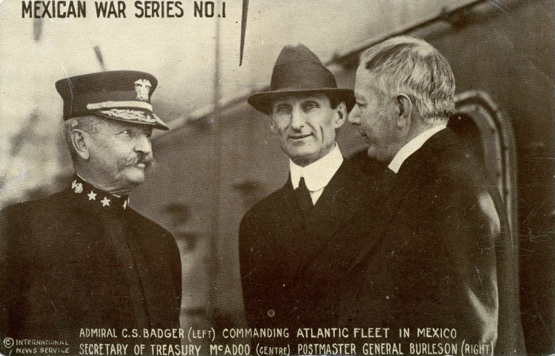 Almirante C.S. Badger, comandante de la Flota Atlántica estadounidense
