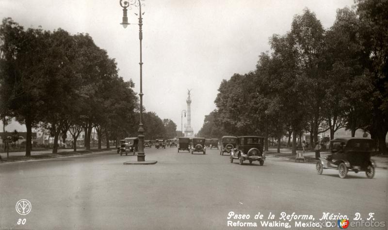 Paaseo de la Reforma y Columna de la Independencia