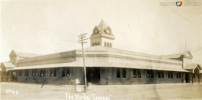 Mercado Juárez recién construido (1907)