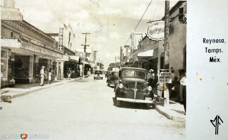 Escena Callejera ( Circulada el 28 de Marzo de 1947 ).