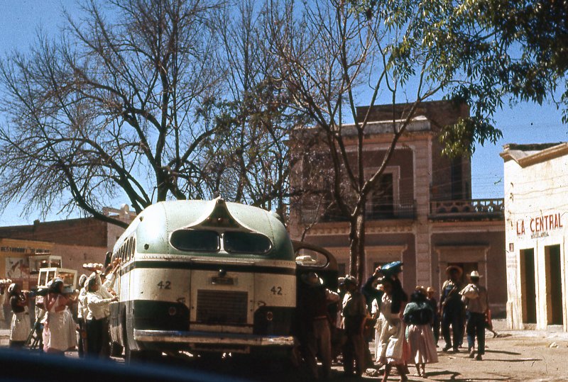 Autobús de pasajeros (1956)