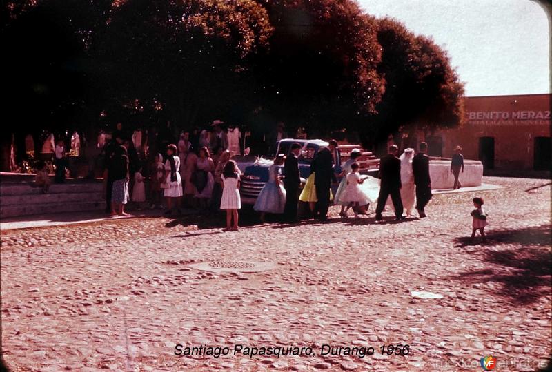Escena Callejera de Santiago Papasquiaro, Durango 1956