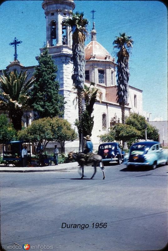 Escena Callejera de Durango 1956
