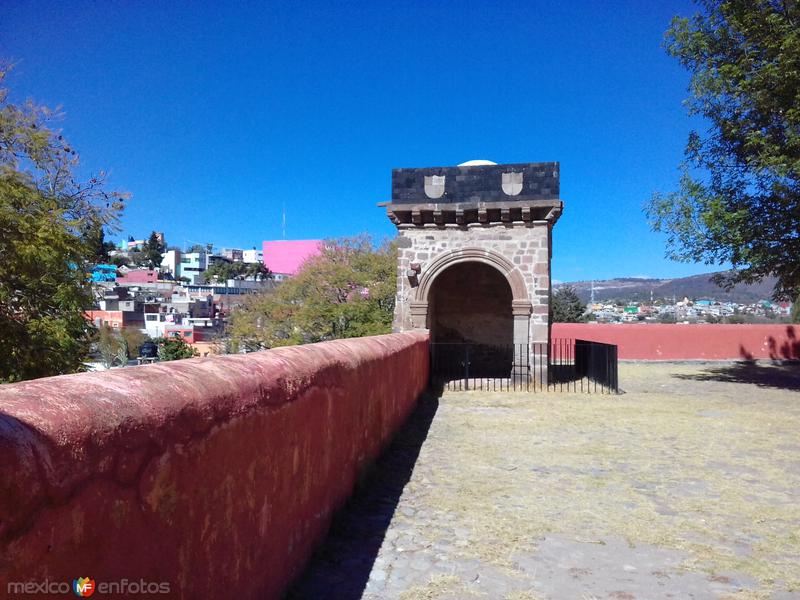 Atrio y capilla posa del ex-convento franciscano del siglo XVI. Febrero/2018