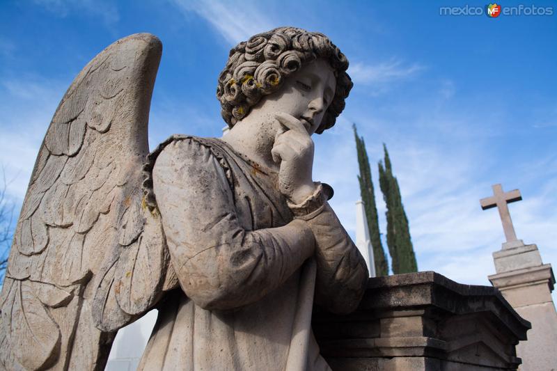 Museo de Arte Funerario Benigno Montoya: Ángel Apocalíptico