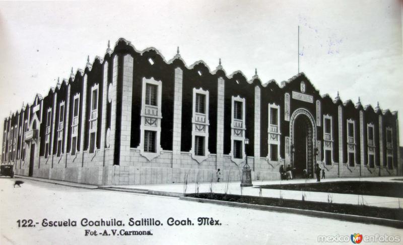 La Escuela.