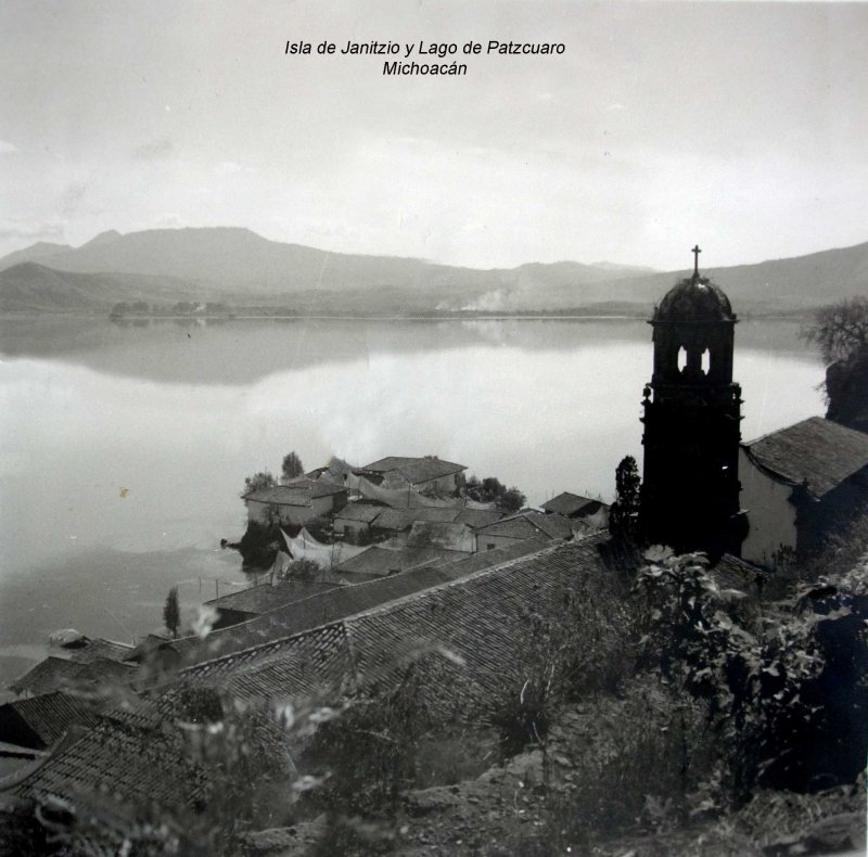 Isla de Janitzio y Lago de Patzcuaro Michoacán.