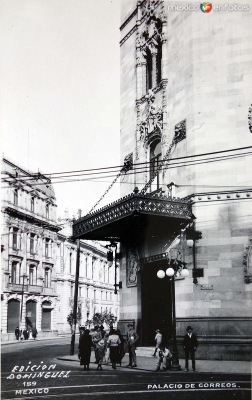 Palacio de correos.